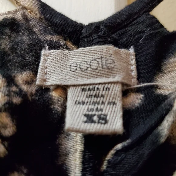 Ecote Eden Women's Tye-Dye Romper - Picture 10 of 11